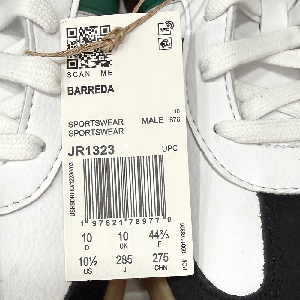 Adidas Barreda Shoes / Sneakers - NEW Mens 10.5 White / Green / Black #49121-CL2 - Picture 4 of 5
